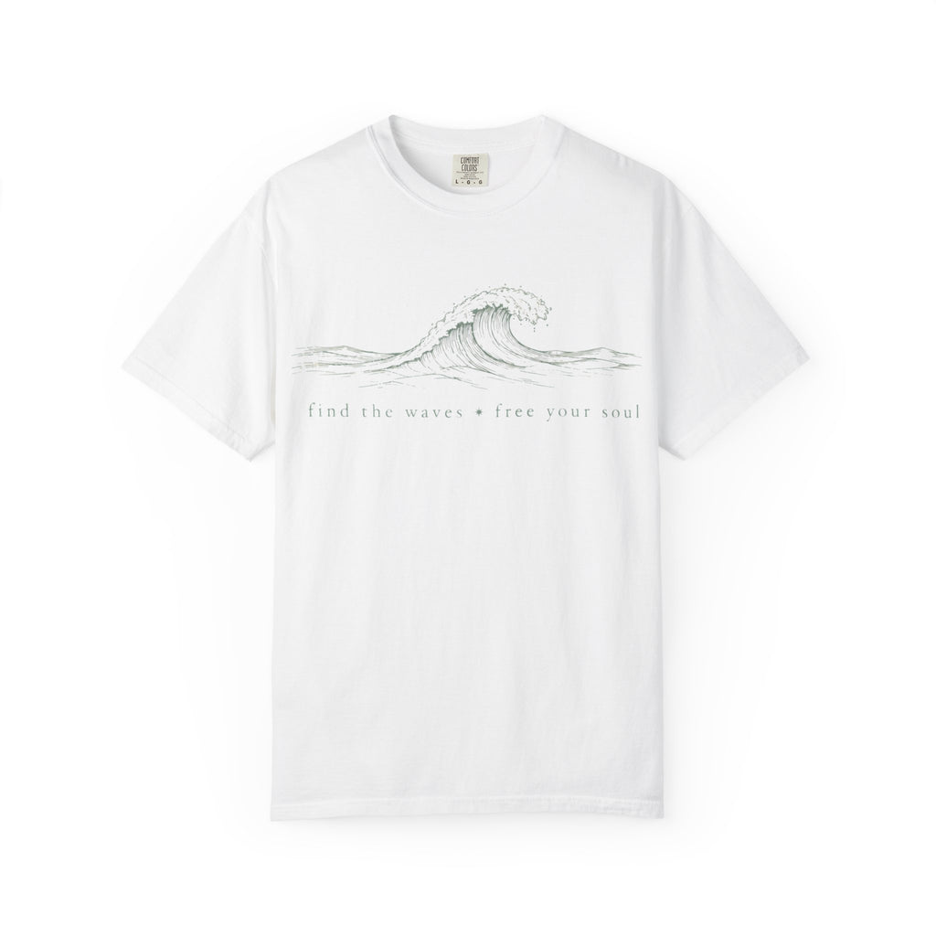"Find The Waves Free Your Soul" Wave Graphic T-Shirt