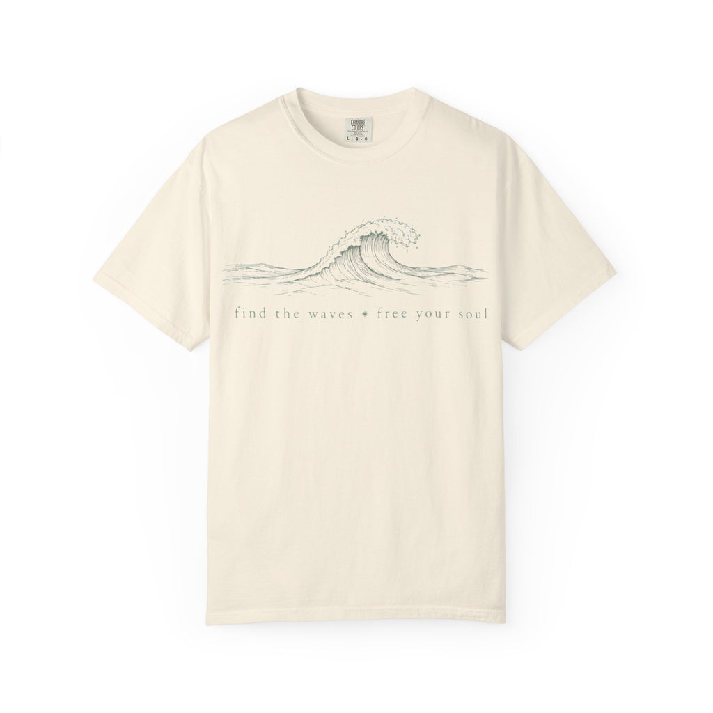 "Find The Waves Free Your Soul" Wave Graphic T-Shirt